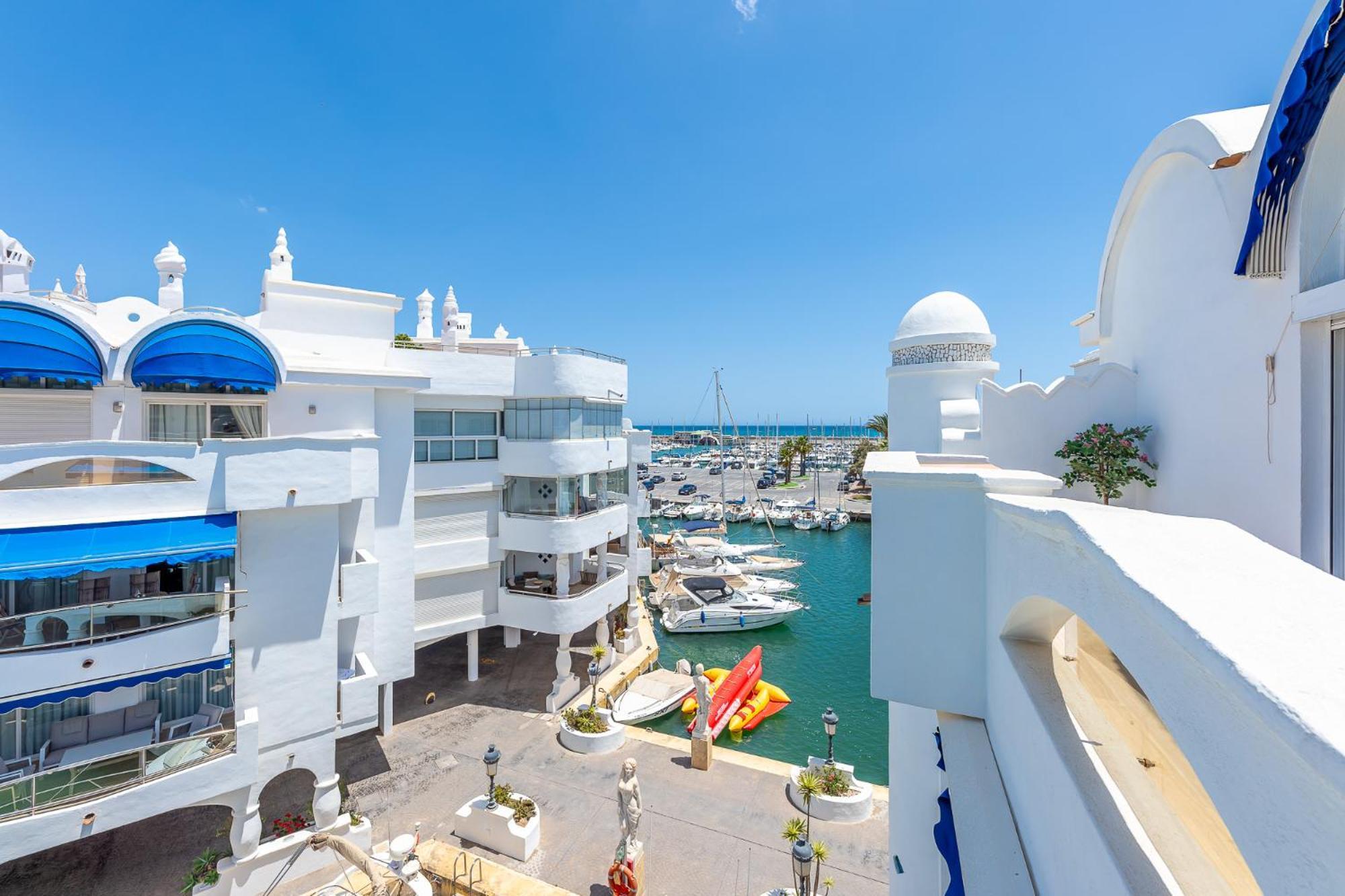 Atico Dentro De La Isla Puerto Marina - Appartement Benalmádena