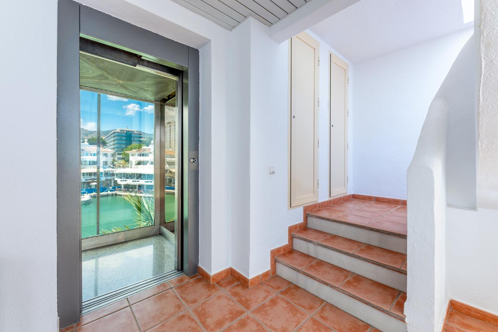 Atico Dentro De La Isla Puerto Marina - Appartement *