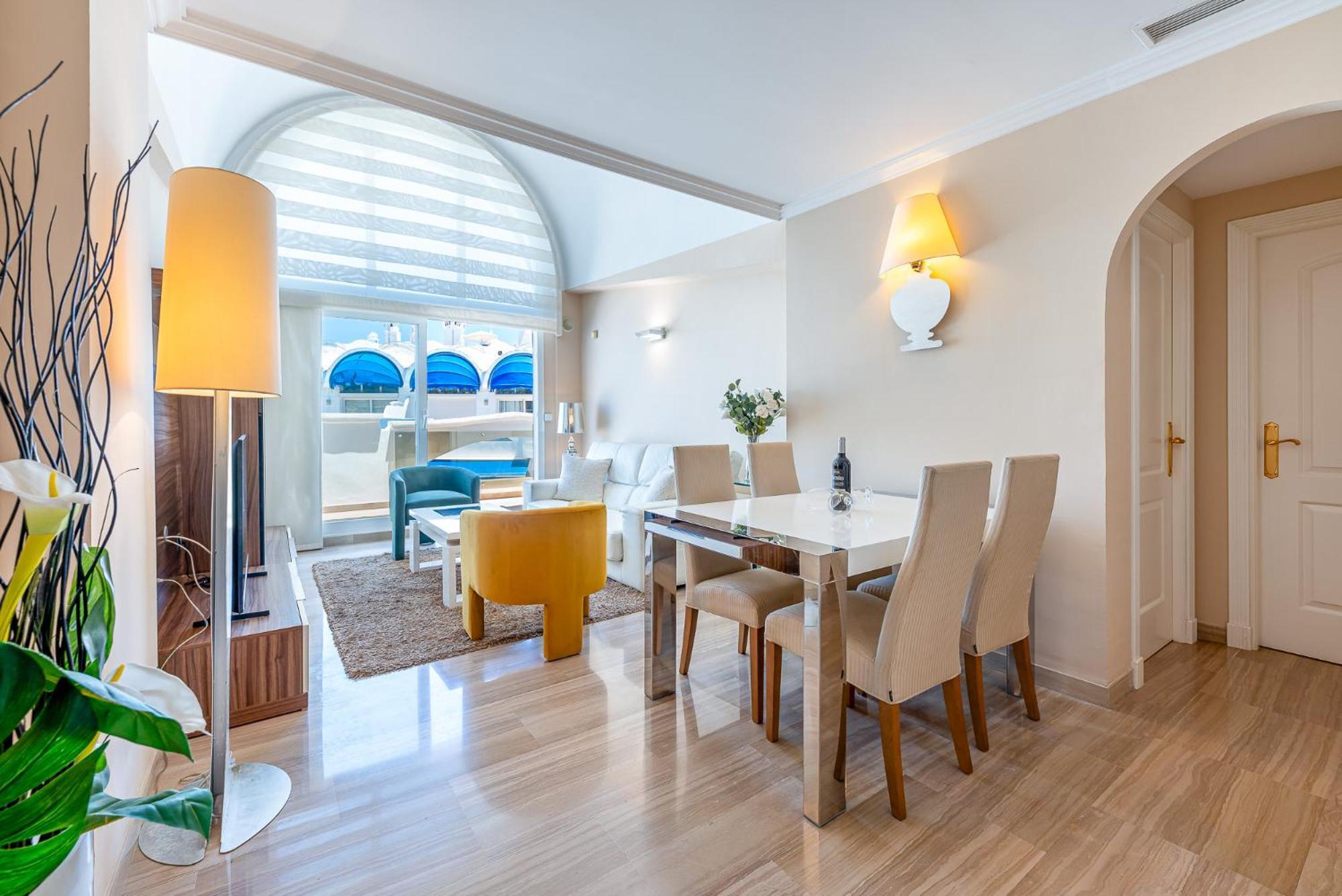 Atico Dentro De La Isla Puerto Marina - Appartement Benalmádena